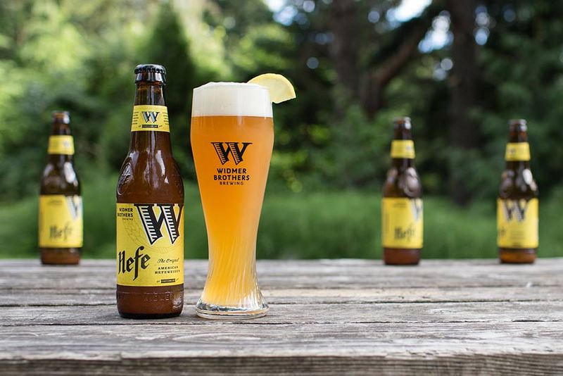 In our hyper hop focused world, we continue to lose track of once ubiquitous styles of beer. In this episode, we’re look at the once absolutely required style of American Wheat Beer – just in time for Summer brewing!

experimentalbrew.com/2024/03/18/bre…