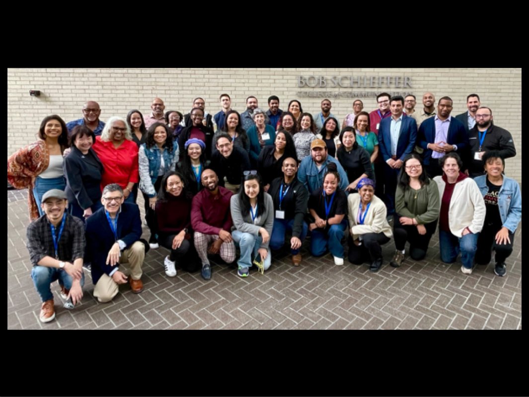 Newsgirl84's tweet photo. What a week we had with 32 #Maynard200 frontline editors at @TCUSchieffer. Week one was filled with cognition and connection. S/O to M200 Director @OdetteKeeley and the amazing faculty. Can’t wait to see everyone in July! @MaynardInst #weekonedone✅ #MaynardMagic✨ https://t.co/UefRuP7Pxz