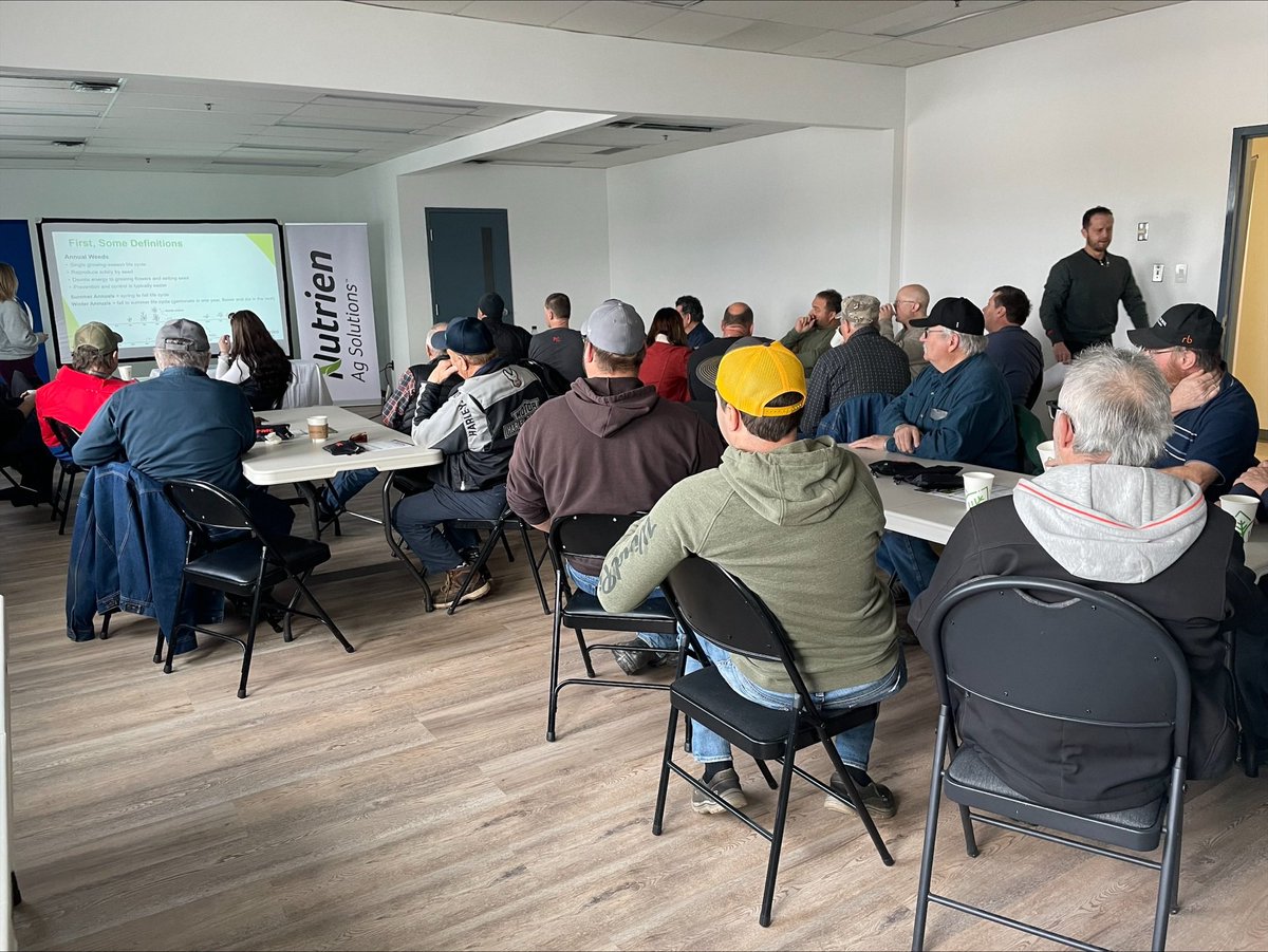 Another great grower meeting in Aberdeen - good discussion and interesting topics.  Managing herbicide resistance and being proactive while we still have good herbicide options is a valuable conversation.