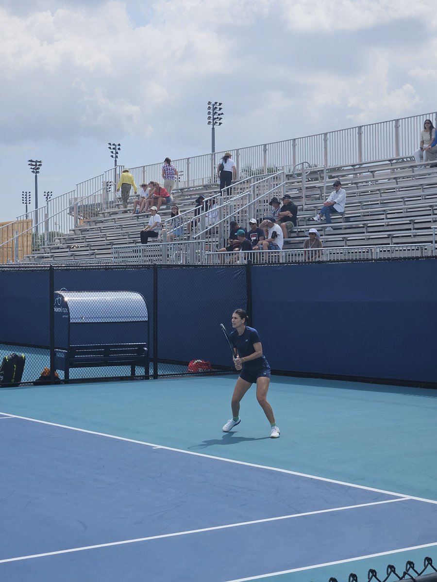 george2210's tweet photo. Day 2 at Miami Open. Emma Raducanu, Leylah Fernandez and Sorana Cirstea practicing on Court 9. The same court where Simo is expected to come at 5 PM. https://t.co/BqPGOJTpU5