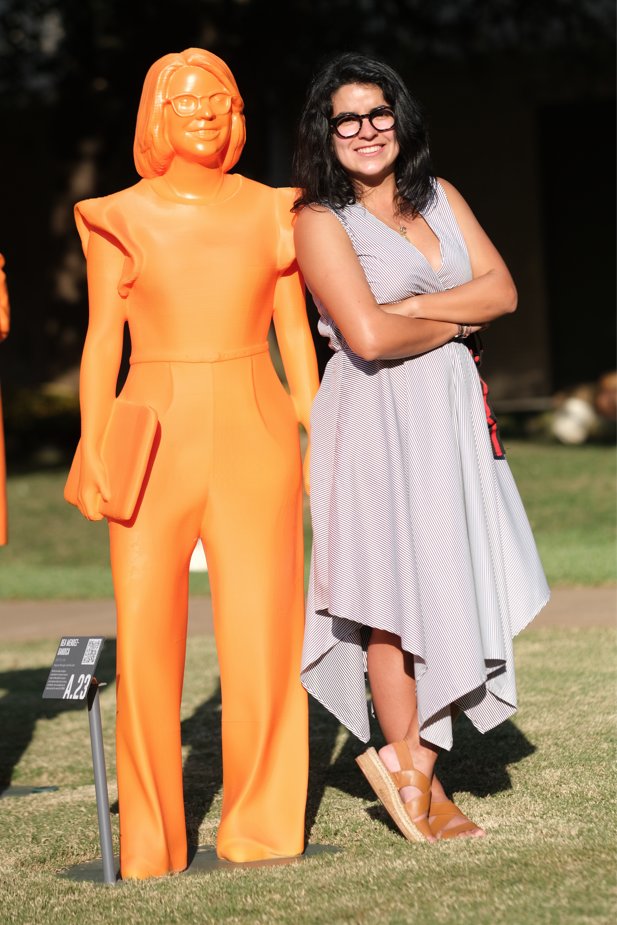 ¡Una noticia para celebrar! El <a href="/C3TecCaguasPR/">Centro Criollo de Ciencias y Tecnología del Caribe</a> destacó a cinco científicas, incluida nuestra ingeniera de Microsoft, <a href="/beagandica/">Bea 👩🏻‍💻</a>, en la instalación "If/Then She Can" 👩‍🔬✨. Conoce aquí más sobre el evento y la inspiradora iniciativa de Bea: msft.it/6016cmElE.