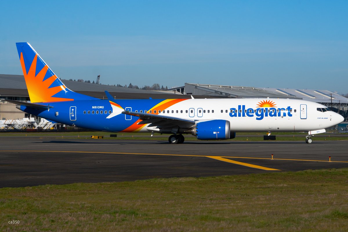 bfi_watch_ca350's tweet photo. .@Allegiant 737-8200 N810MG functional check flight today at Boeing Field. https://t.co/Yj1cwy9Uqn