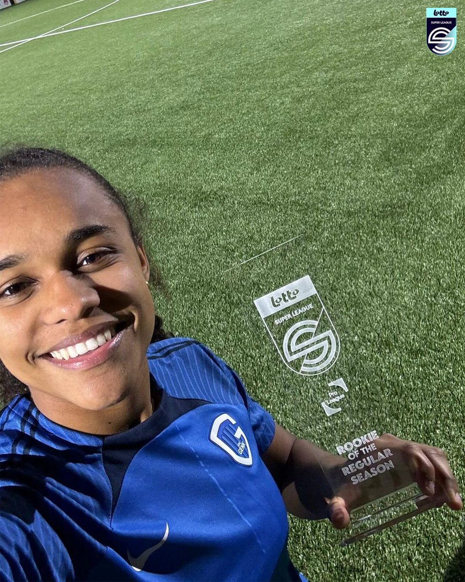 lotto_sl's tweet photo. As voted by the captains, Rookie of the Season: Thirsa De Meester! 🌟🥇 #LottoSL https://t.co/349MYQBdlc