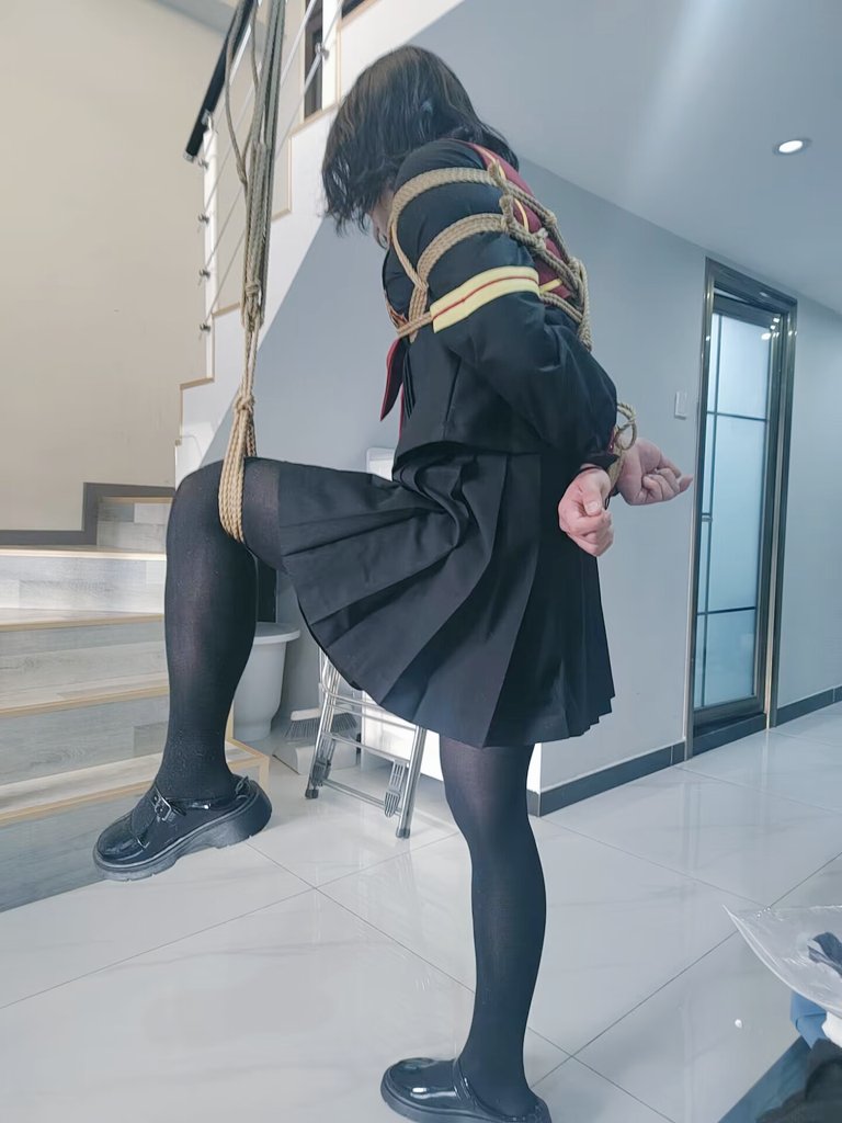 clqn16's tweet photo. 呜呜呜这学期总算约上绳子了！！！
消失了好久...
工科真的是太忙了...
不说这些啦orz
总之嘿嘿嘿感谢水猫和布里ww
感觉也学会了一点绳（？
玩的很开心ww
@yosya0211 @BulinKaiNi https://t.co/oVnS2GuJhp