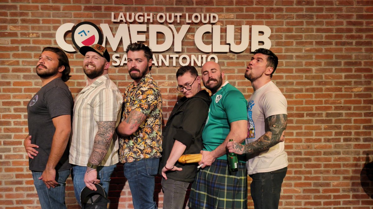 VoidCasanova's tweet photo. @UnsubscribeCast @AngryCops @Fat_Electrician @Eli_Doubletap @TheAKGuy @DonutOperator @jackmandaville Such a memorable night! Thank you guys! https://t.co/UnjEPsEPMO