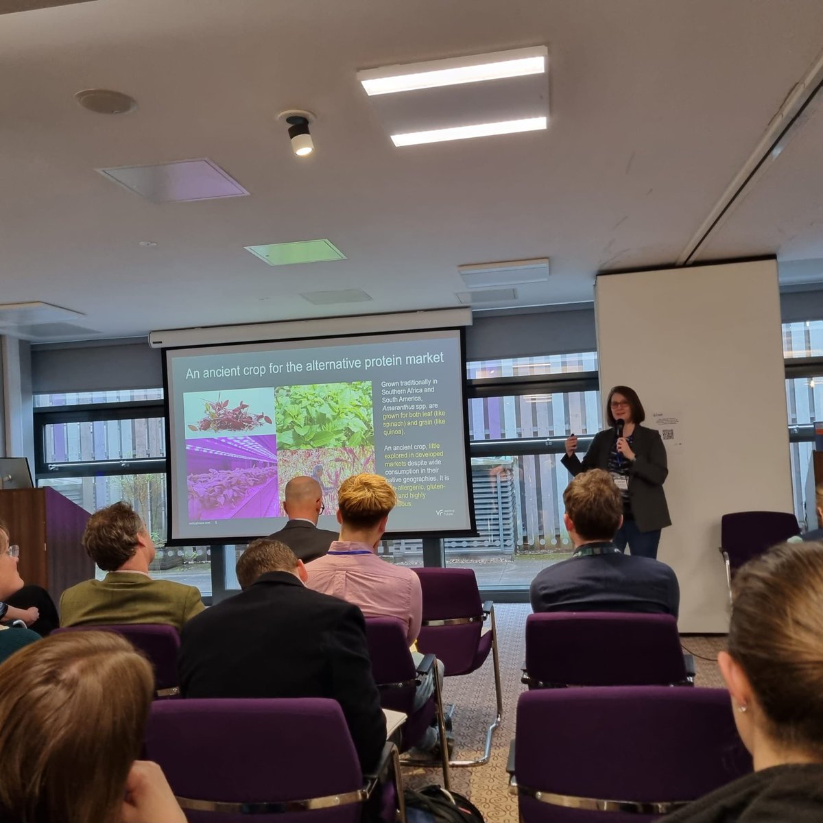 Great day at Plant Protein Connect organised by @CHAPAgriTech last week, where our CSO @JenBromley presented our work in the alternative protein space! It was a hugely informative day and we will take these insights back to our @innovateuk-funded VIP Leaf project team.