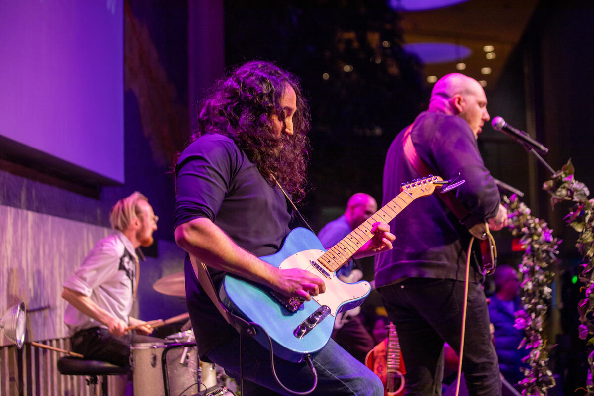 Hodera celebrated 10 years playing together with a Lincoln Center debut, performing hits and deep cuts from the group's first three albums in the Atrium.

📸: Erin Patrice O'Brien