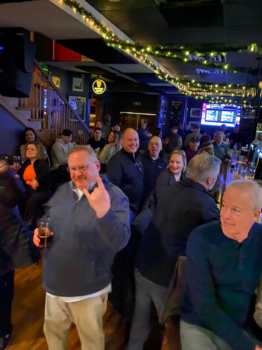 Mulconrys Irish Pub tweet media