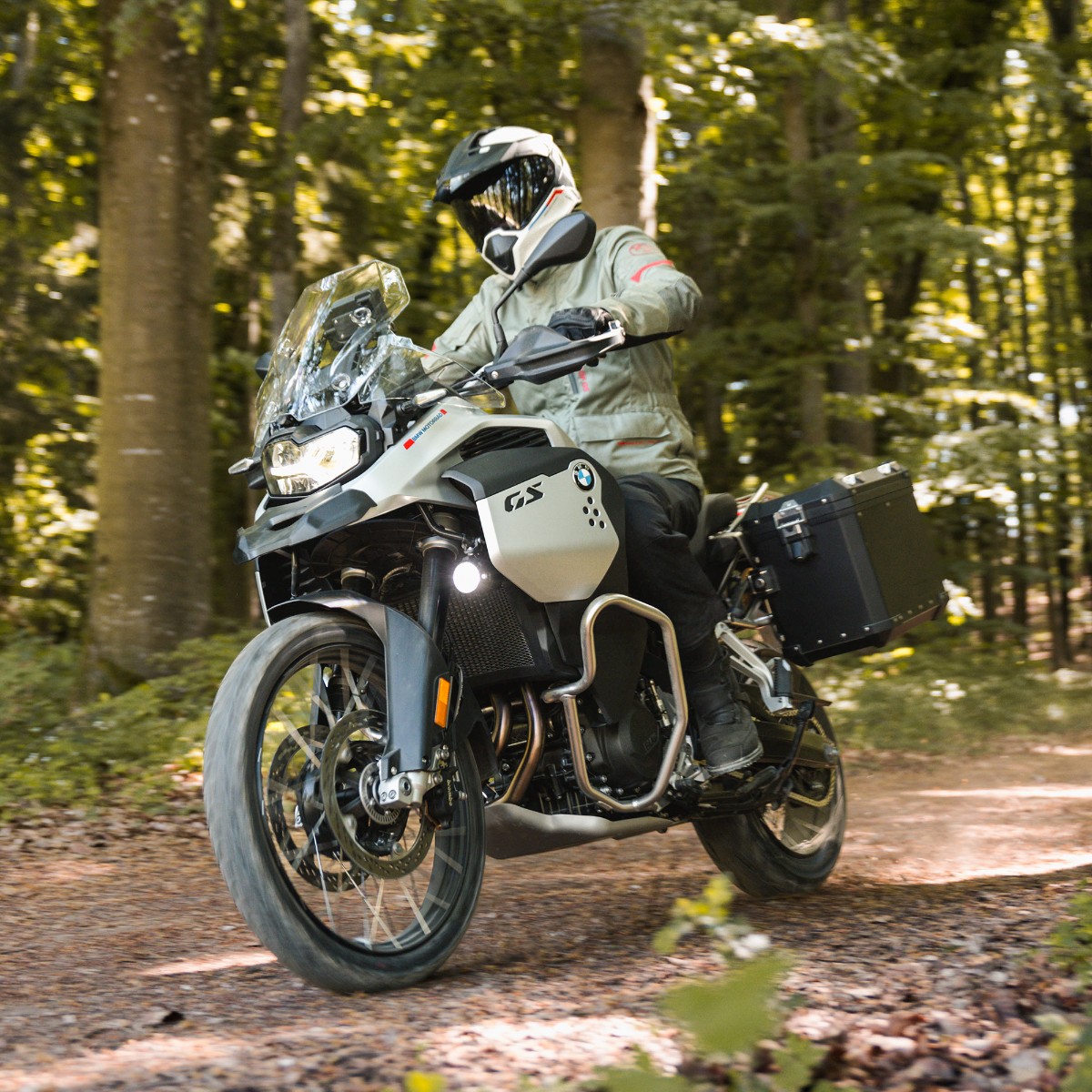 Your next adventure awaits. #F900GSAdventure The new 895cc engine generates more horsepower and torque for extra performance while tackling longer journeys. Book your test ride here: bmw-motorrad.co.uk/en/service/for… #MakeLifeARide #SpiritOfGS #BMWMotorrad