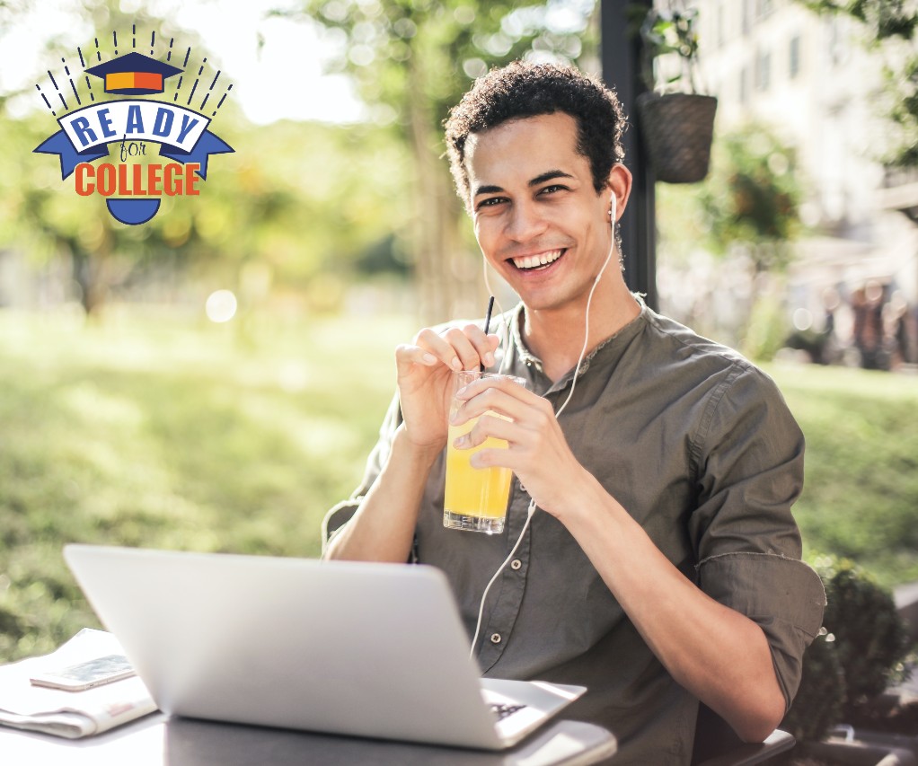 bplfoundation's tweet photo. Make the most of your #springbreak! The @browardlibrary will host a #readyforcollege workshop about scholarships! Tomorrow at 4:30pm, students can learn how to prepare and apply for scholarships and financial aid. Register for this online session here: https://t.co/D5GiEATfgT https://t.co/7B4R2HXNNG