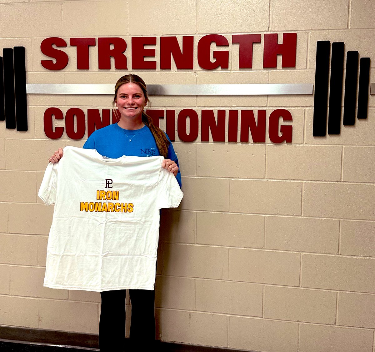 🚨 February Iron Monarchs 🚨

Maizey Carpenter - Softball
Bryce Vigness - Football, Basketball

Good stuff, keep working!