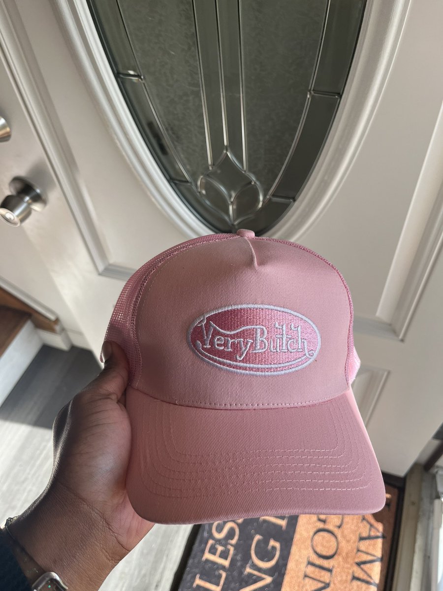 KushBillz's tweet photo. I GOT IT YES BITCHES https://t.co/1gVijKZhTN
