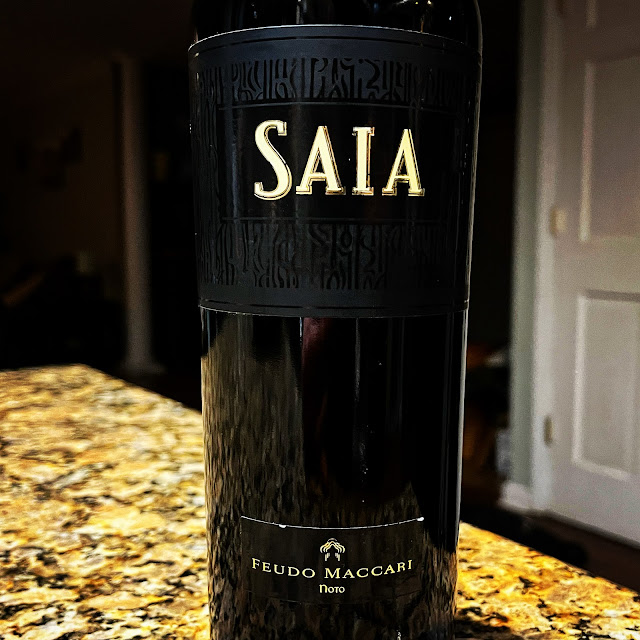 Today on the #NittanyEpicurean #VinoItaliano continues with the 2020 Saia #NerodAvola #Sicilia DOC from <a href="/FeudoMaccari/">Feudo Maccari</a> #wine #vino #Italia #VinoSiciliano
nittanyepicurean.blogspot.com/2024/03/2020-f…