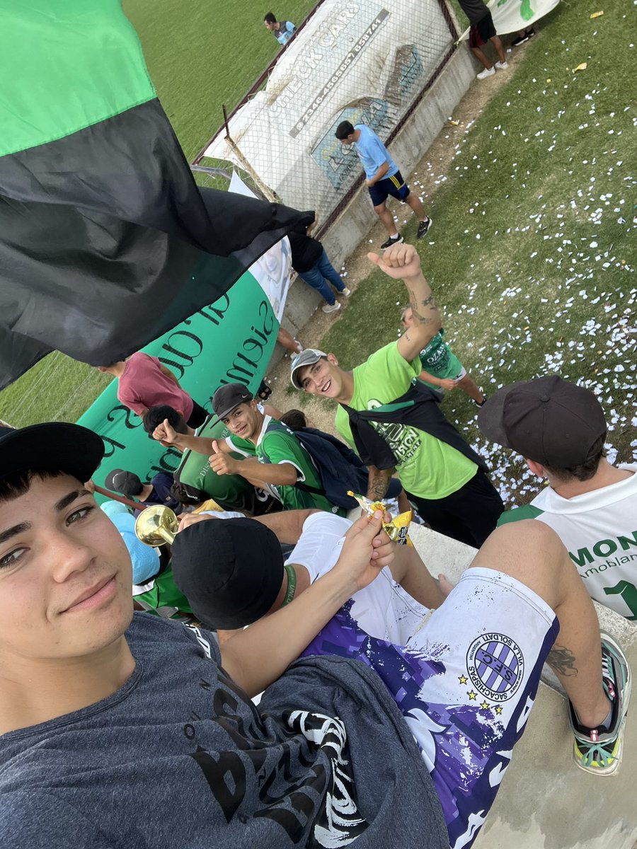El verde💚 y ellos💪🏽✌🏽
