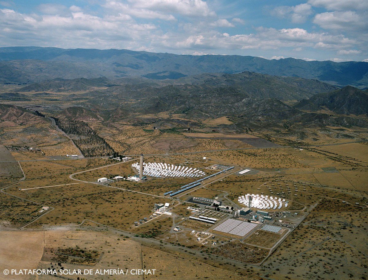 CienciaGob's tweet photo. En @CienciaGob nos sumamos al proyecto europeo #RISEnergy para impulsar la innovación en el desarrollo de sistemas y dispositivos más eficientes en el uso energías renovables.
📍Lo hacemos a través de la Plataforma Solar del @CIEMAT_OPI en Almería.
🔗https://t.co/kYZ1M24MJW https://t.co/ybTq7QzJDl
