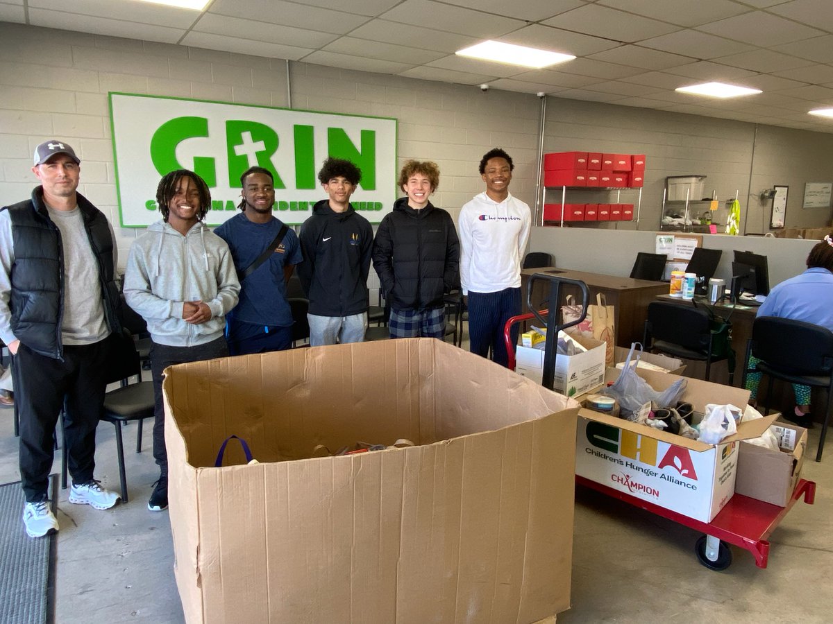Thanks to <a href="/Lincoln_TF/">Gahanna Lincoln Boys T&F</a> <a href="/GahannaJeffersn/">Gahanna-Jefferson</a> for their donation of 265 pounds of food - we appreciate you thinking of us!!