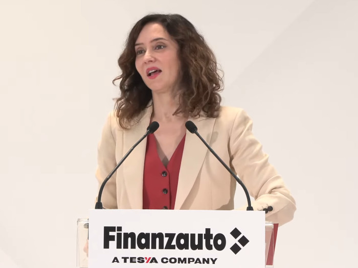 ActualArganda's tweet photo. Díaz Ayuso visitó las instalaciones de #Finanzauto en Arganda #Tesya https://t.co/bW2Q6T0KCt https://t.co/Q8Bqbdfn1J