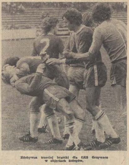 lkshistory's tweet photo. #TegoDnia #18marca urodziny obchodzi Andrzej Grzywacz. Napastnik @LKS_Lodz w latach 1974-76. Rozegrał 44 spotkania w @_Ekstraklasa_ i strzelił 5 bramek. Obecnie znajduje się w szerokiej kadrze  Walking Futbol ŁKS Łódź. https://t.co/SvK3OY9Nw8 życzy 1908 lat szczęścia! https://t.co/sHTlSirdj0
