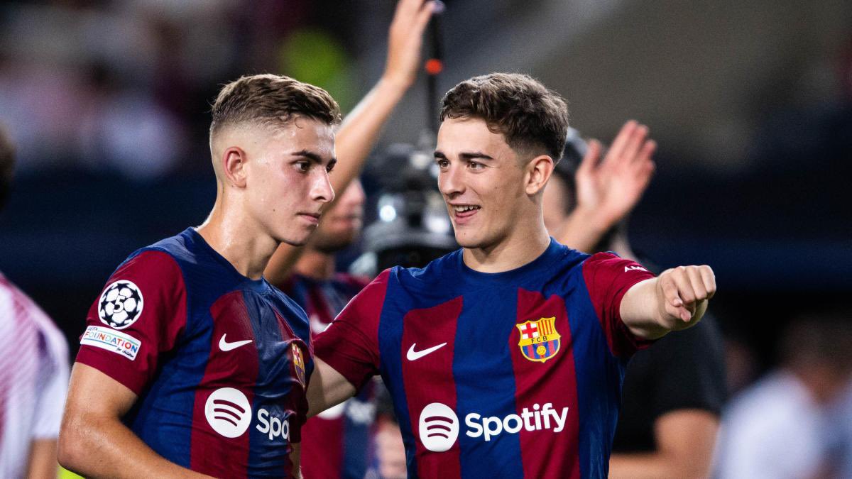 sglezzzz's tweet photo. Muchísima gente de otros equipos me ha dicho en los desplazamientos que los chavales que estamos sacando son una pasada y que nos envidian por ello. Verlos triunfar en el club de sus vidas es mucho más satisfactorio que cualquier fichaje. Orgullo made in la masia. https://t.co/vVvELZpE9s