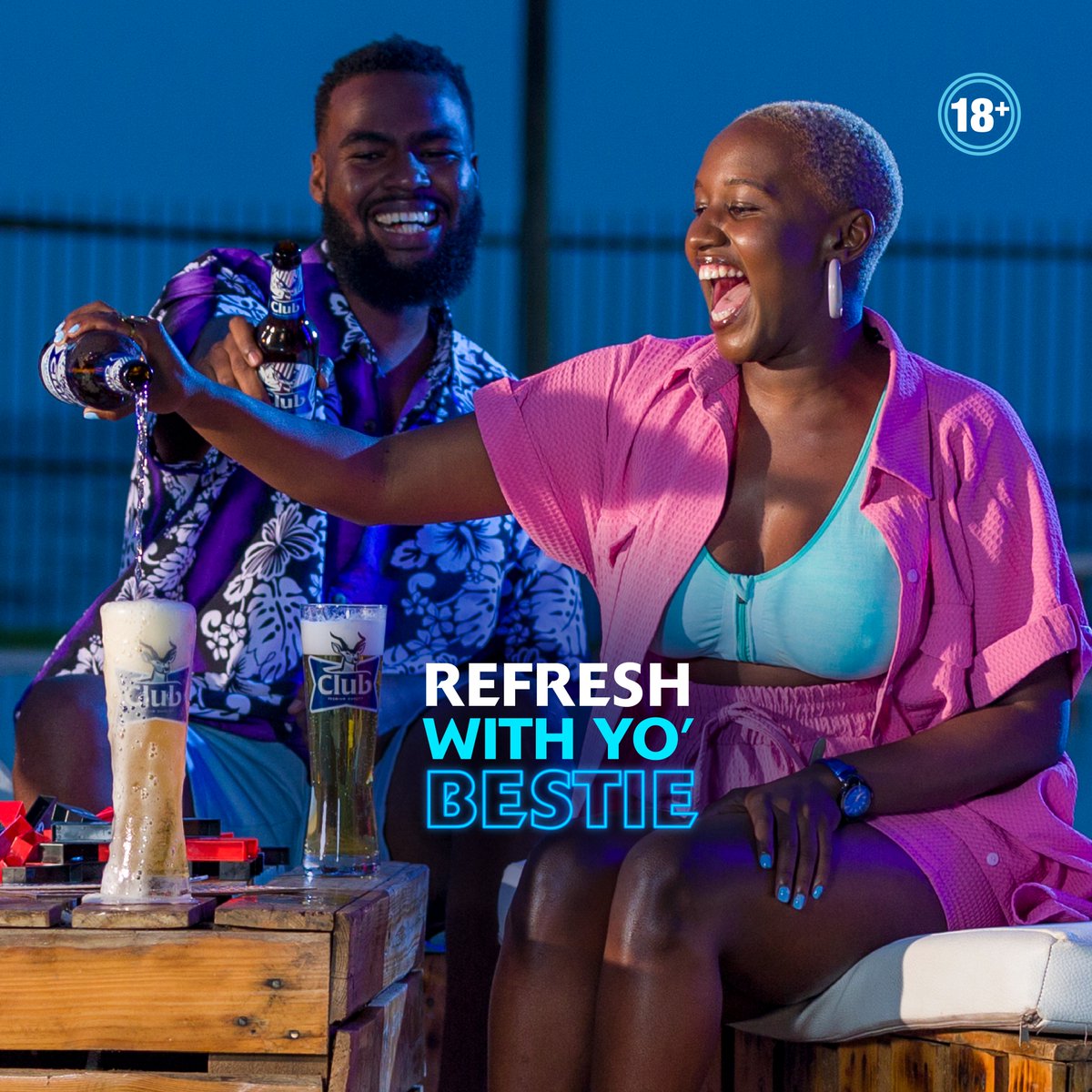 A cold one with yo' bestie hits different. 🍻

#RefreshinglyDifferent