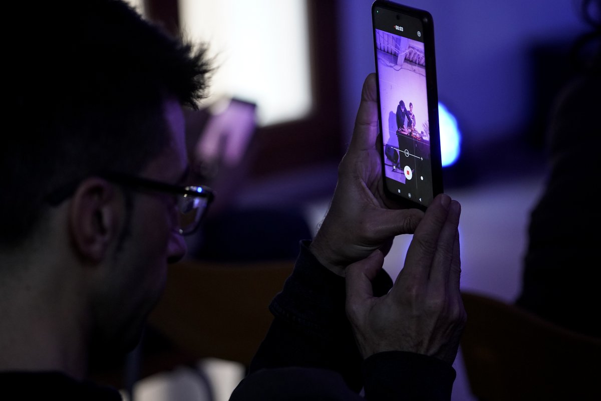 medol_TGN's tweet photo. 📸🎶 Després de dos dies plens de #Poessia, a la Sala Plana de #MèdolTGN, i també de vídeos i fotos, revivim els millors moments del festival!
ℹ️ https://t.co/GpqFB0ZcFm
📸Ari Lucena https://t.co/UeeguEaEQB