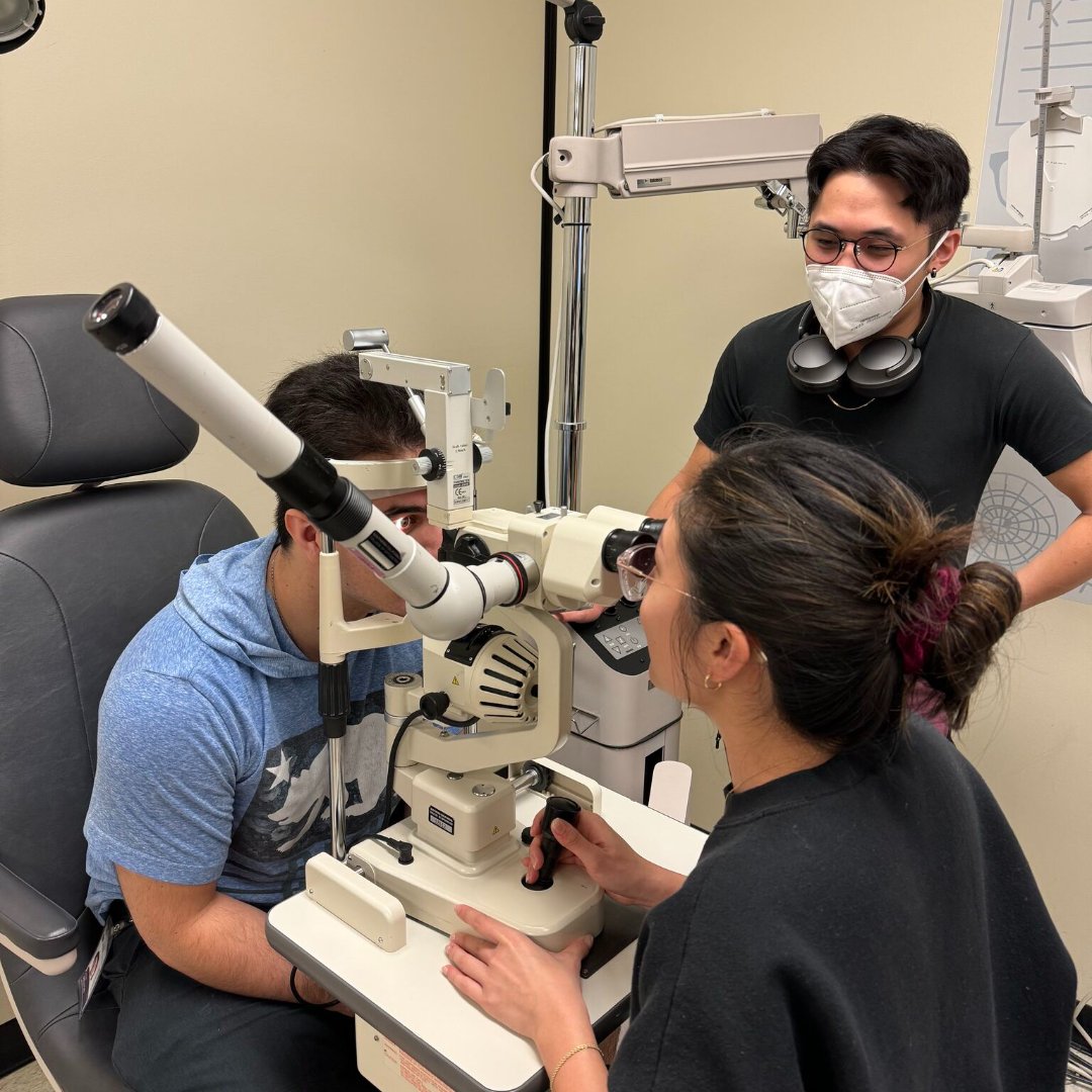 EuclidVision's tweet photo. Euclid's Jackson Lau OD, Sr Manager of Prof Relation had a great time last week visiting Marshall B. Ketchum University. He joined Dr. Erin Tomiyama in an engaging workshop where students learned how to troubleshoot Euclid MAX™ & Euclid MAX Toric lenses.
#ShapeTheFutureOfVision https://t.co/gvCqKo1j5M