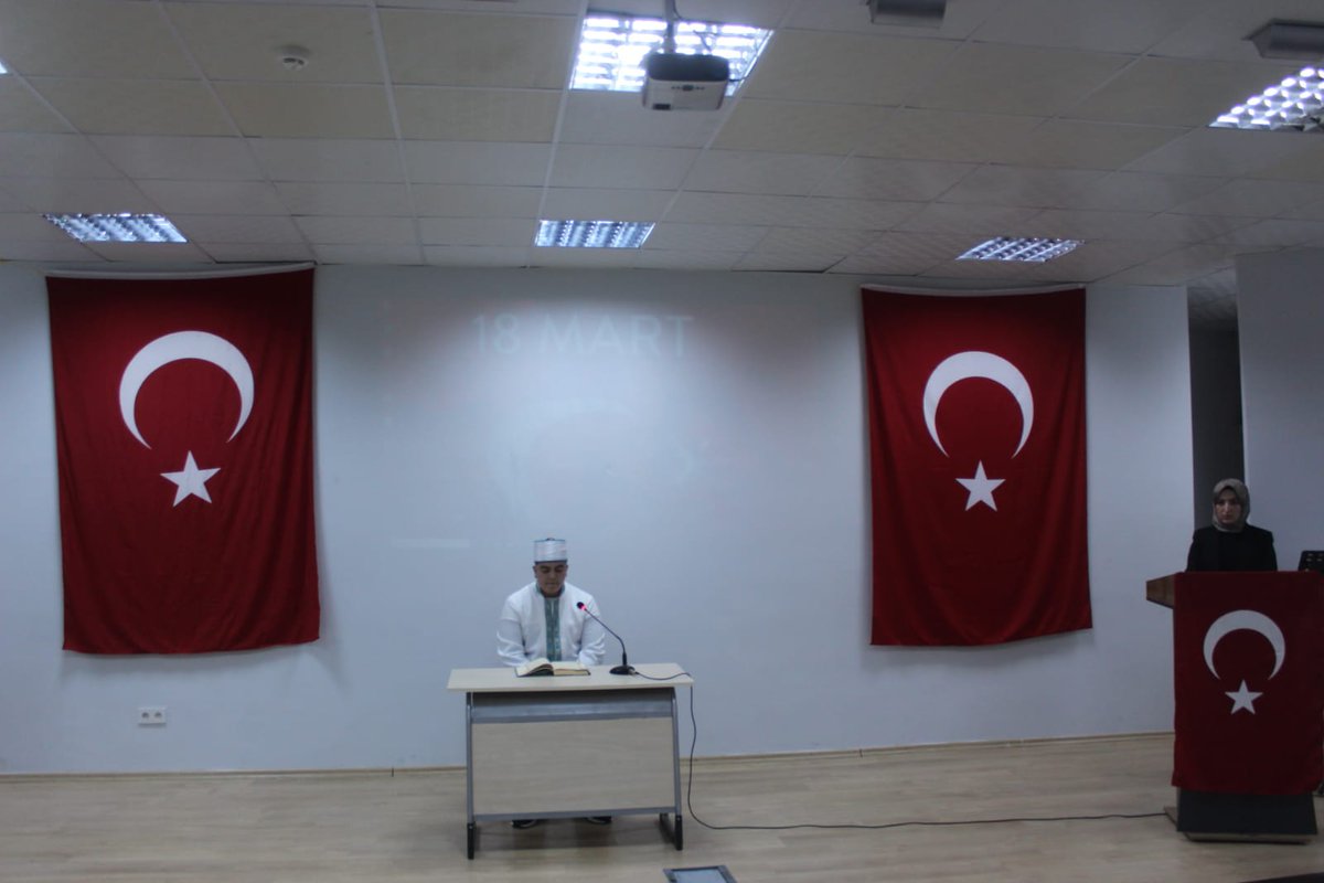BaykanKmk's tweet photo. VEYSEL KARANİ  ANADOLU İMAM HATİP LİSESİ KONFERANS SALONUNDA  “ 18 MART ��ANAKKALE ZAFERİ VE ŞEHİTLERİ ANMA GÜNÜ ” PROGRAMI DÜZENLENDİ
👇👇
DETAY : https://t.co/mOEphW4e24 https://t.co/bE0fbuPAAw