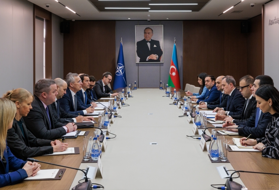 Azerbaijani FM meets with NATO Secretary General azertag.az/en/xeber/azerb…