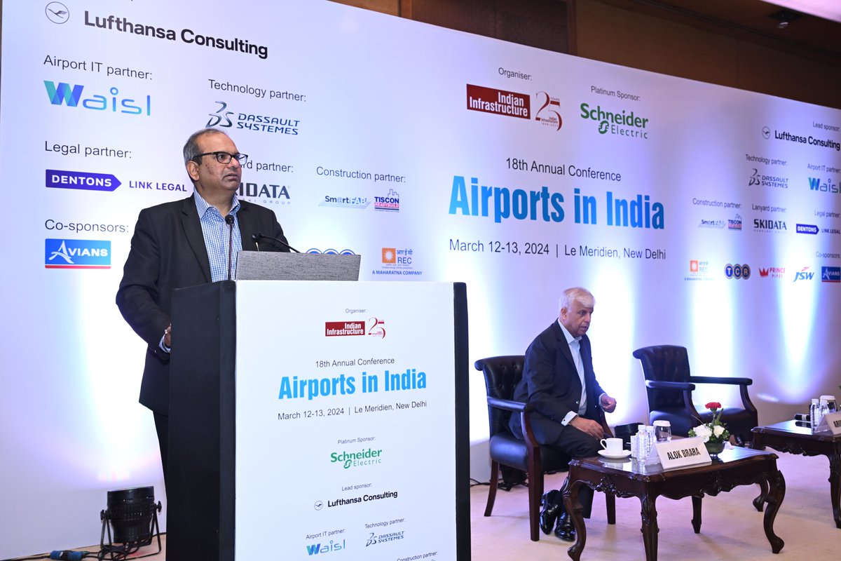 .@arun_behal, Chief Operating Officer,@RGIAHyd at our 18th annual conference on Airports in India.

We thank him for sharing the 'GMR Hyderabad International Airport Perspective'.

#airports #airportsindia #aeroinfrastructure #airportsector