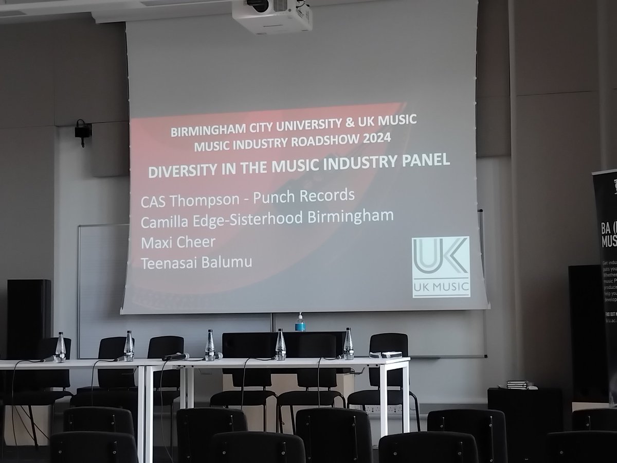 BcuMusic's tweet image. UK Music Radioshow - Royal Birmingham Conservoitre - first topic of the day 😁

We love a discussion about diversity ! Don't miss out !!

@UK_Music @bcumedia @MyBCU 
#musicindustries #musiceducation #bcu #ukmusic