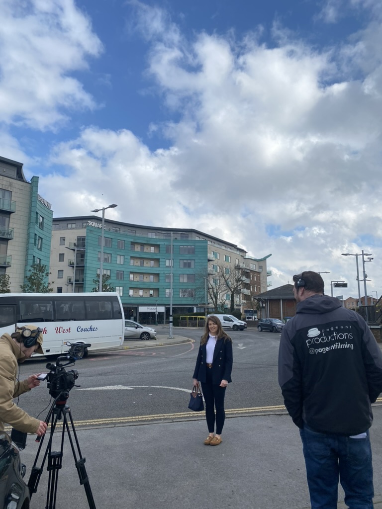 PurbeckCRP's tweet image. Take a glimpse behind the scenes of our recent filming adventure in Dorchester! 🎬 

This project is made possible thanks to the support from the @CommunityRail Network Integrated Sustainable Transport Fund.

#Dorchester #Purbeck #HiddenGems #DiscoverDorchester #bts