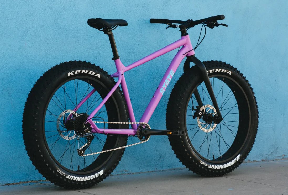 After a bike to turn heads and tackle any terrain with aplomb? The Wildberry Fat Tire from <a href="/StateBicycleCo/">State Bicycle Co.</a> is for you:

thecoolector.com/state-bicycle-…