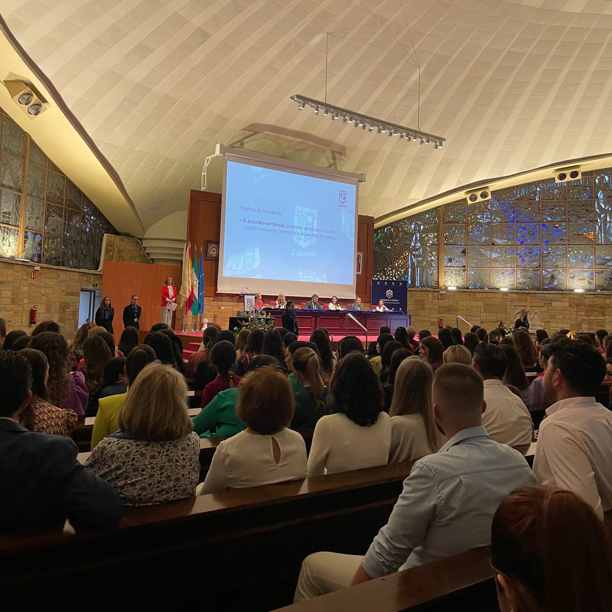Zalima (@centrozalima) on Twitter photo 200 alumnos de Bachillerato y ciclos formativos de Zalima se graduaron el viernes en el Salón de Actos Juan XXIII del Campus de Rabanales de <a href="/Univcordoba/">Universidad Córdoba</a>.
La madrina de la graduación fue <a href="/angeles_prats/">María Angeles Martín Prats</a> <a href="/SkylifeEng/">Skylife Engineering</a> <a href="/unisevilla/">Universidad de Sevilla</a>
#FPZalima #BachilleratoenZalima #ciclosformativos 200 alumnos de Bachillerato y ciclos formativos de Zalima se graduaron el viernes en el Salón de Actos Juan XXIII del Campus de Rabanales de <a href="/Univcordoba/">Universidad Córdoba</a>.
La madrina de la graduación fue <a href="/angeles_prats/">María Angeles Martín Prats</a> <a href="/SkylifeEng/">Skylife Engineering</a> <a href="/unisevilla/">Universidad de Sevilla</a>
#FPZalima #BachilleratoenZalima #ciclosformativos