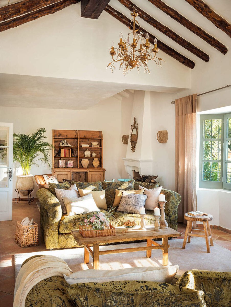 ElMueble's tweet image. Estos son los salones más bonitos que verás en nuestro número de marzo. ¿Con cuál te quedas?