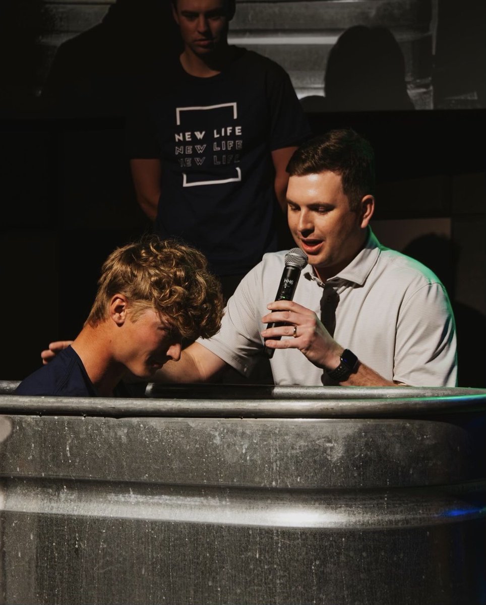 NAMB_SBC's tweet photo. Two Kennesaw State golfers, Kyle and Hunter, were baptized at @sendnetwork church plant, Image Church. 

We believe college campuses are fertile ground for gospel ministry and love getting to support missionaries who are reaching the next generation! | #FueledByAnnie https://t.co/GtuG9yh1Jo