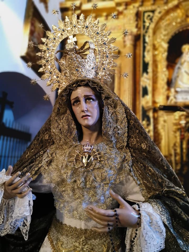 ColumnaMoriles's tweet photo. El Domingo de Ramos, las palmas teñirán de amarillo las calles de Moriles 🌿

¡Que la pasión llene vuestros corazones en esta semana tan especial! ¡Viva La Columna!🔴⚪ https://t.co/a1srsTVb81