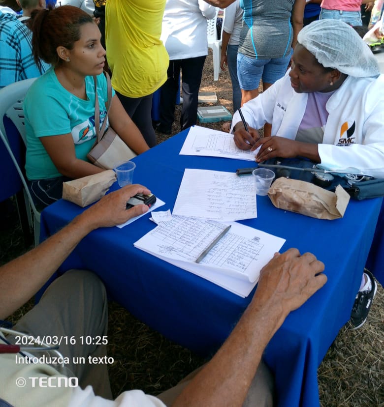 Seguimos fortaleciendo la red de atención de barrio adentro salud en las comunidades y en los CDI.

#CubaPorLaVida🇨🇺
#CubaCoopera