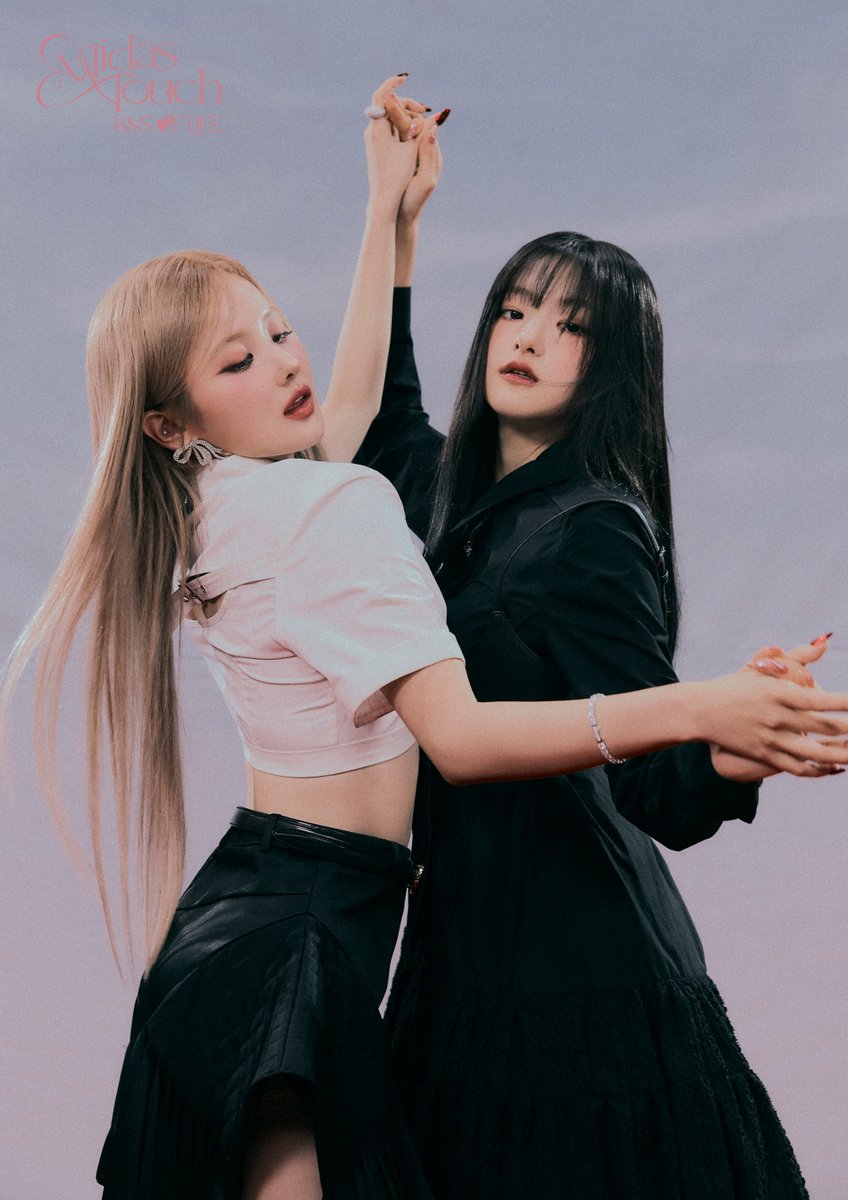 KISSOFLIFE_S2's tweet image. KISS OF LIFE
1st Single Album [Midas Touch]

Concept Photo #1 ❤ : BELLE &amp;amp; HANEUL

🗓 2024. 04. 03 6PM (KST)

#KISSOFLIFE #키스오브라이프 #KIOF #키오프
#JULIE #NATTY #BELLE #HANEUL
#쥴리 #나띠 #벨 #하늘
#Midas_Touch