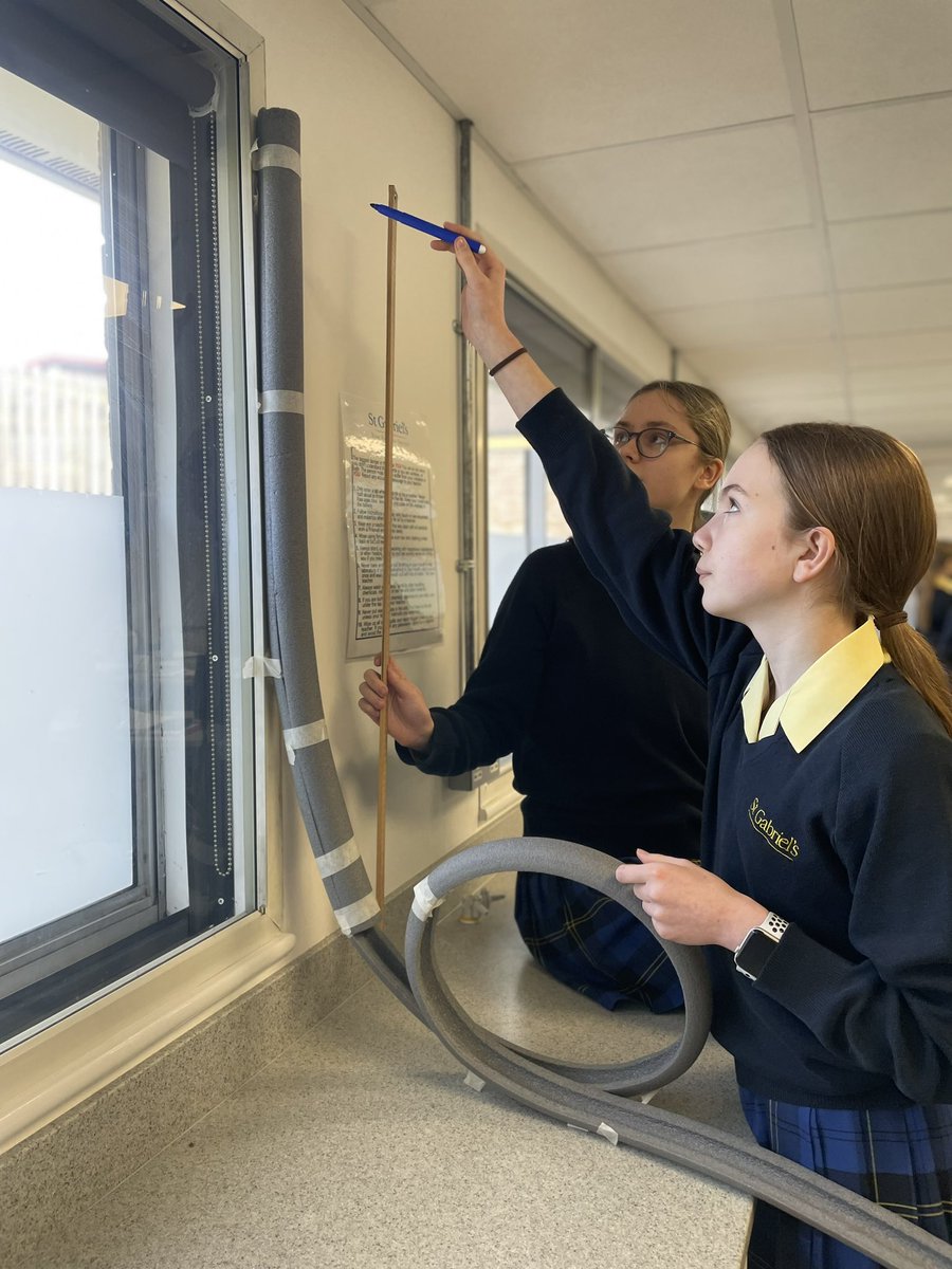 StGabrielsNews's tweet image. Dive into the world of science with us during British Science Week! 🚀 From Bunsen burners to roller coasters, our students explored it all. 

Check out our photo dump and read more about our adventures here: bit.ly/ScienceWeekArt…

#BritishScienceWeek #ScienceExploration
