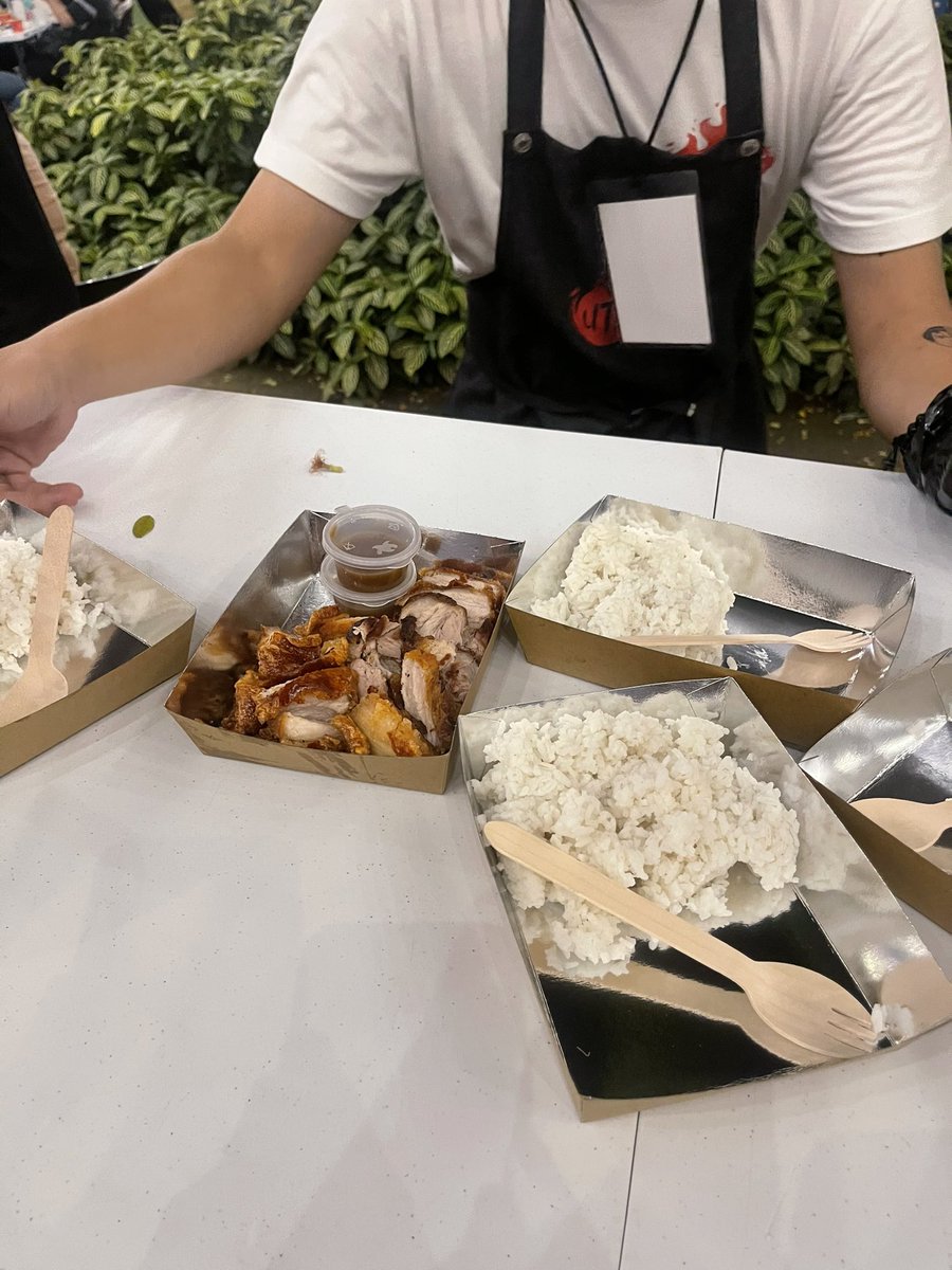 arcymeneses's tweet image. #BigBite everyday since sabado haha