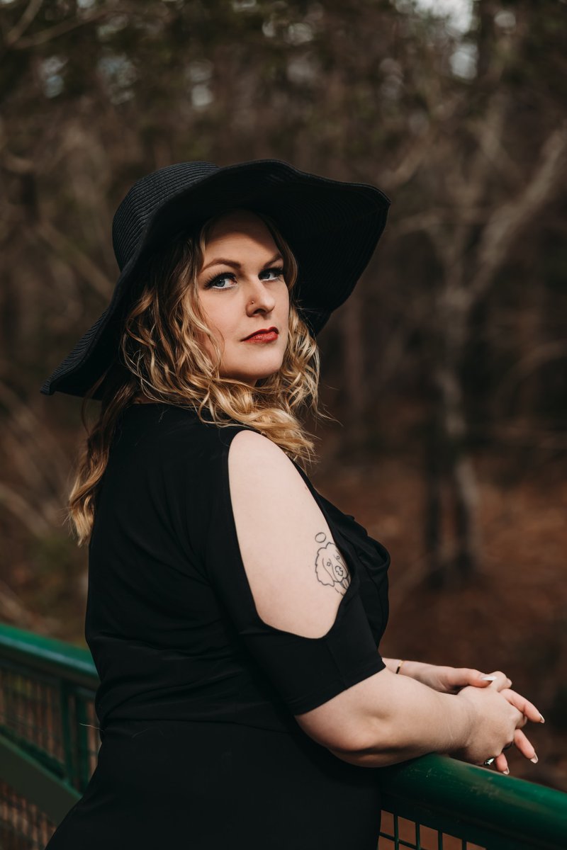 Lindsay Schraad Keeling tweet media