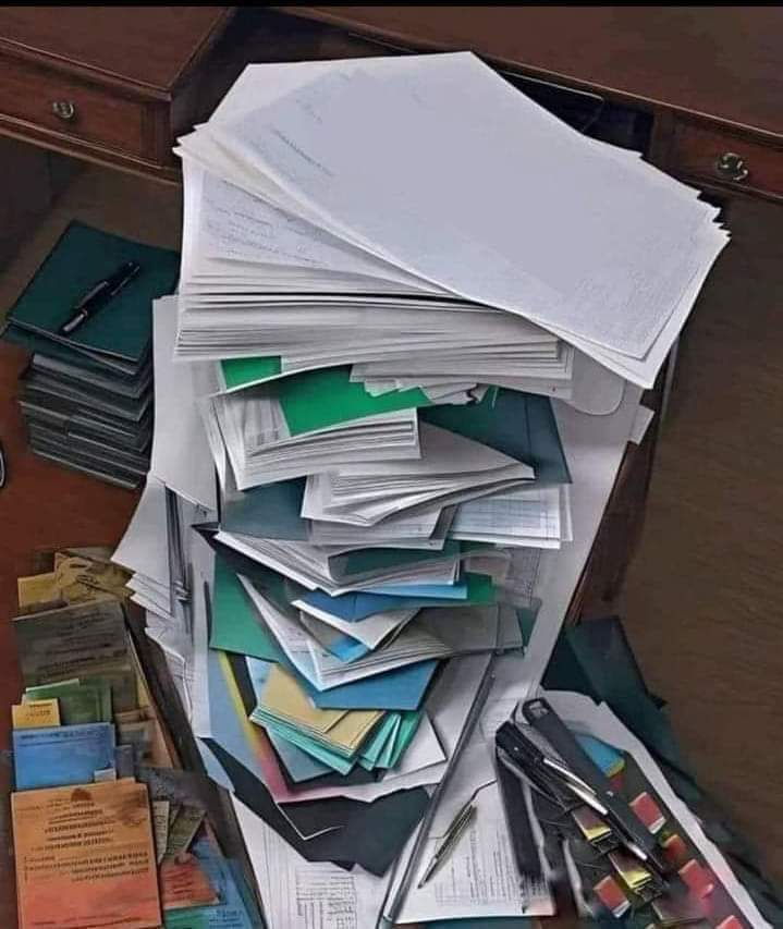 ده مش مجرد ورق 
اقفل عينك نص قفلة وانت تشوف حد بتحبه.