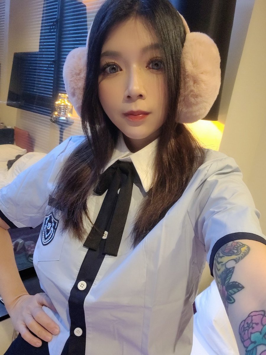 想親口對你說晚安 親口再說
#晚安 #學生服 #制服妹 https://t.co/t5H39lvspz