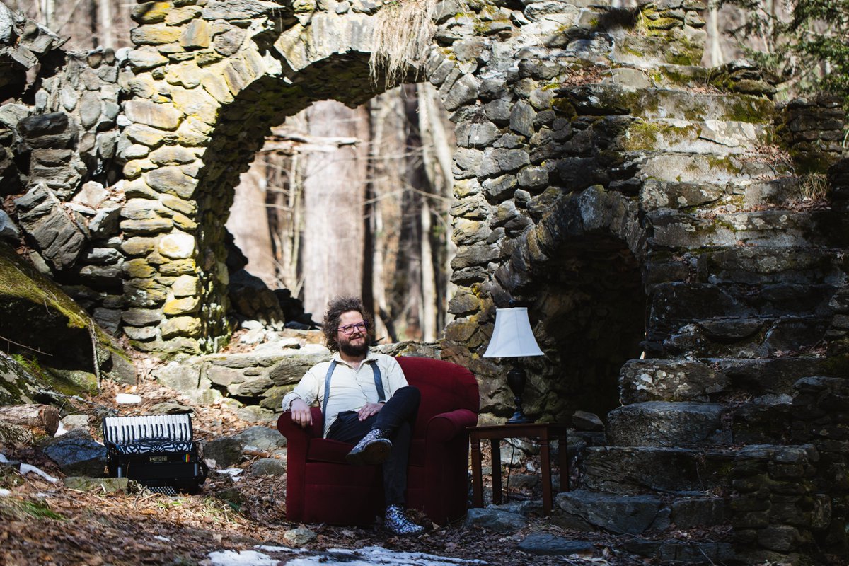 Live to your Living Room (@livetoyourlr) on Twitter photo TONIGHT, folk singer and accordionist <a href="/alexcumming/">Alex</a> presents the online launch of his brand new album, 'Homecoming'. Alex will be joined by virtuosic fiddler and singer Audrey Jaber for toe-tapping tunes, beautiful ballads and rollicking choruses.
TICKETS:
livetoyourlivingroom.com/events/alex-cu… TONIGHT, folk singer and accordionist <a href="/alexcumming/">Alex</a> presents the online launch of his brand new album, 'Homecoming'. Alex will be joined by virtuosic fiddler and singer Audrey Jaber for toe-tapping tunes, beautiful ballads and rollicking choruses.
TICKETS:
livetoyourlivingroom.com/events/alex-cu…