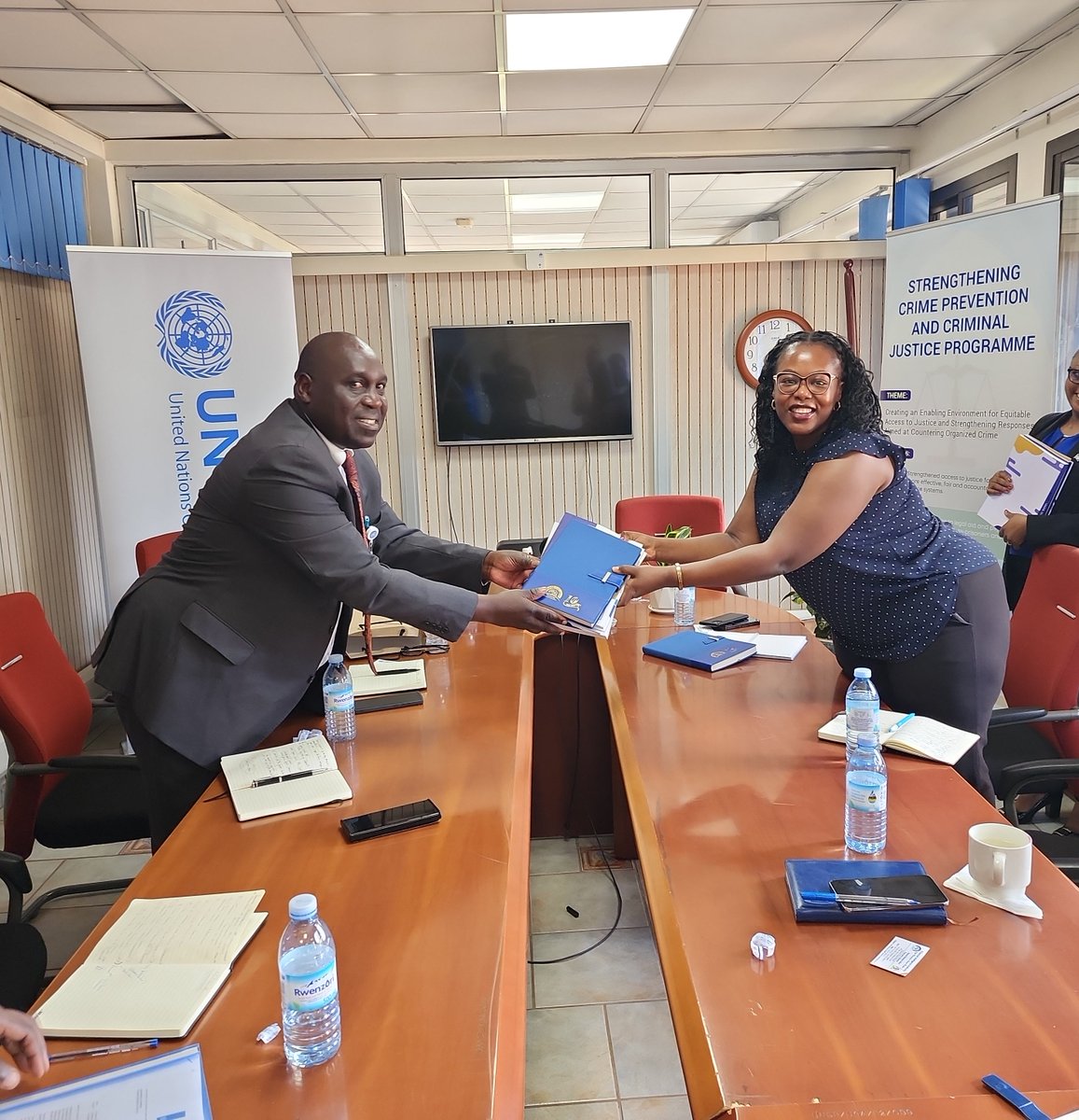 Today, I was honored to engage with Ms.Sharon Lesa Nyambe the Head of Office @UNODC Kampala, on matters of fighting Illicit Financial Flows, Money Laundering, Terrorism Financing, and trans-national crime @LesaNyambe @UNODC_AML