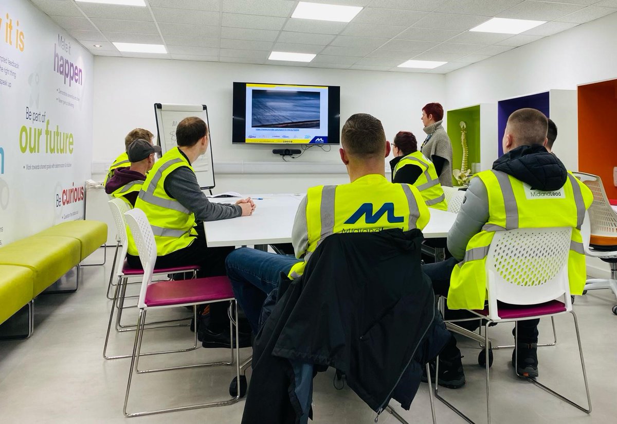 Really inspiring Monday morning at @MidlandLead, where our #MLGenerationNext got involved in the recruitment and induction plans for additional operatives to #TeamMidlandLead. Great to see our experienced operations staff, recruit the new additions!