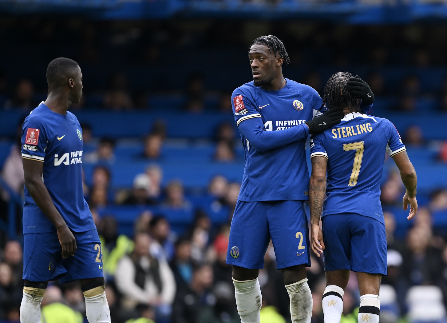 The mirror uk football deals