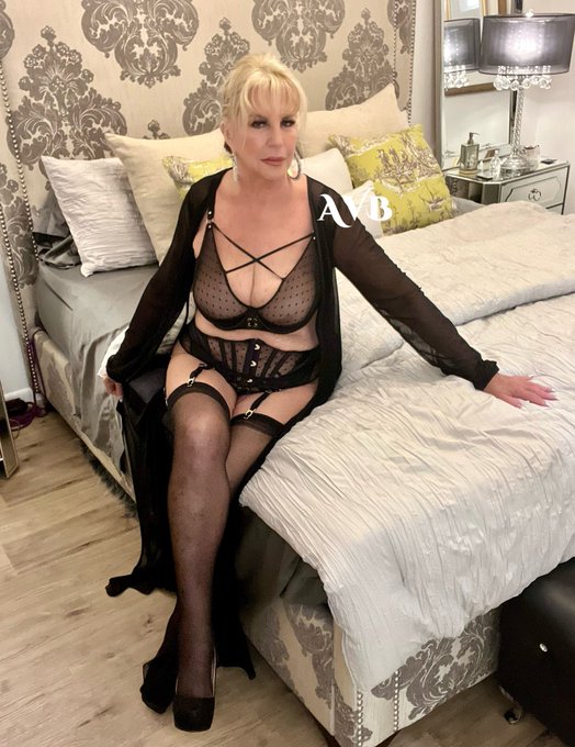 Mornin' loves! 💕  #Cam #Sext #Chat #Date #FMTY #Mature  https://t.co/KUL9TrKdoy https://t.co/jGzpcTS<a href="/tag/cam"class="tags">#Cam</a><a href="/tag/sext"class="tags">#Sext</a><a href="/tag/chat"class="tags">#Chat</a><a href="/tag/date"class="tags">#Date</a><a href="/tag/fmty"class="tags">#FMTY</a><a href="/tag/mature"class="tags">#Mature</a>