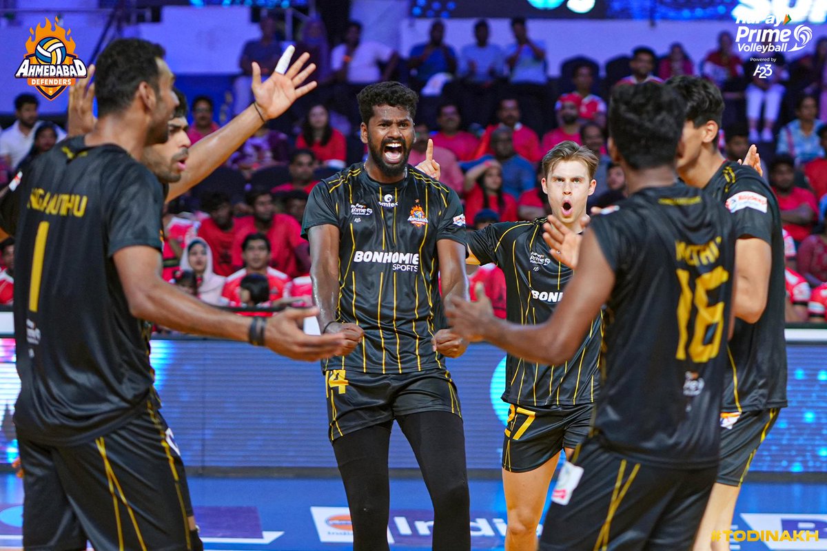 Amd_Defenders's tweet image. The thunderous 𝗿𝗼𝗮𝗿 of Mountain Manoj! 🗻🔥

#Ahmedabaddefenders #AD #damdaardefenders #TodiNakh #RuPayPrimeVolley  #AsliVolleyball #PVL #AbMachegiDhoom 

@PrimeVolley