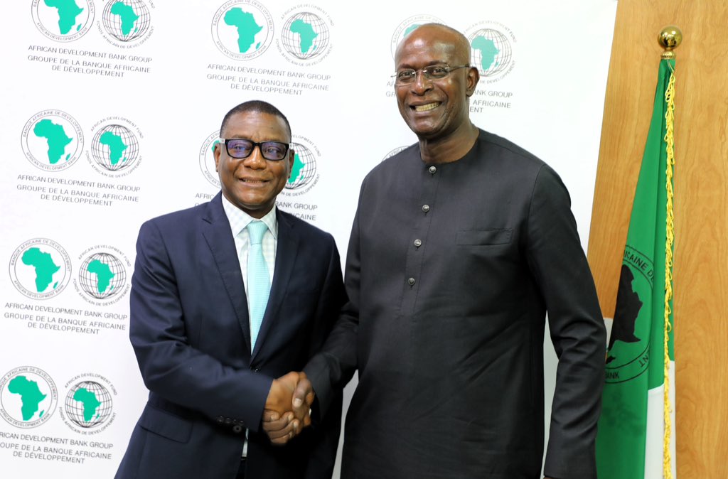 Delighted to meet @LaminBarrow22 Dir Gen of the @AfDB_Nigeria. Discussed support to food security & other areas to achieve #SDGs in #Nigeria & importance 2 collaboration with @UN_Nigeria to mitigate the impact of the economic challenges on the vulnerable people #LeaveNoOneBehind